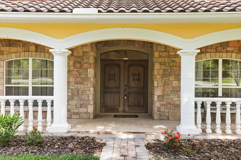 5554 PALM LAKE CIRCLE Orlando, FL 32819