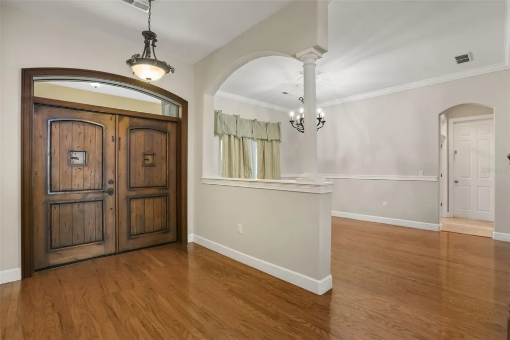 5554 PALM LAKE CIRCLE Orlando, FL 32819
