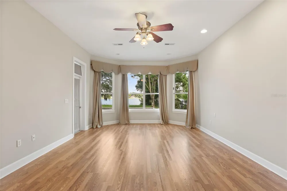 5554 PALM LAKE CIRCLE Orlando, FL 32819