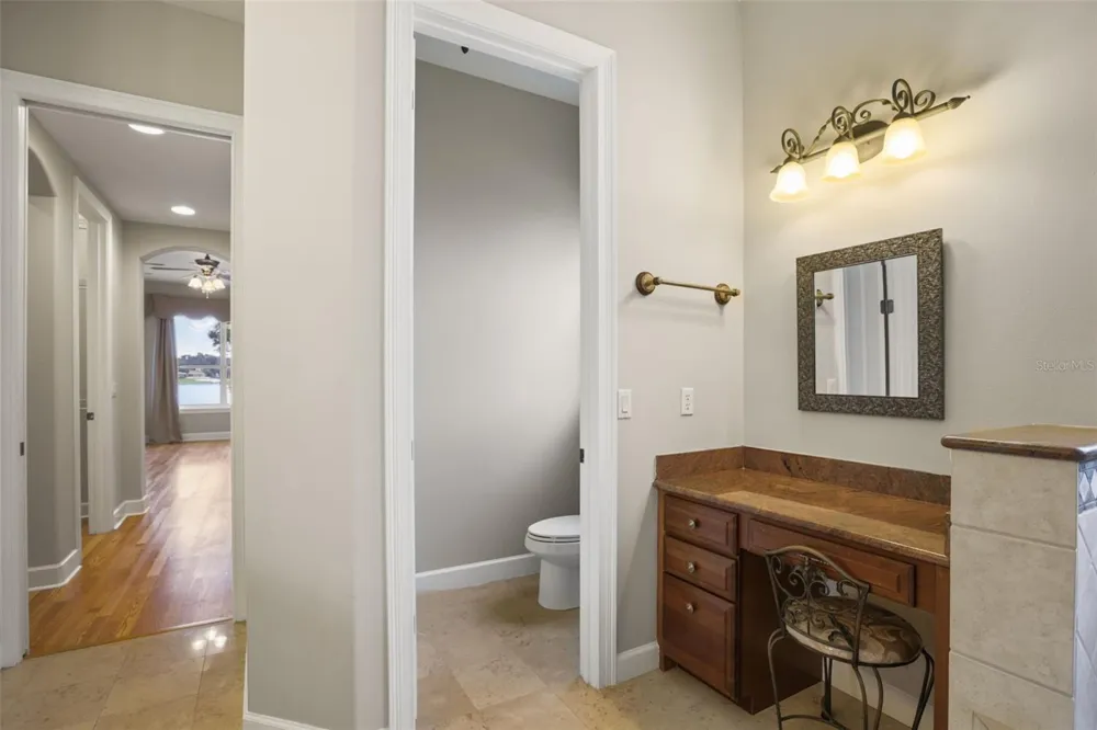 5554 PALM LAKE CIRCLE Orlando, FL 32819