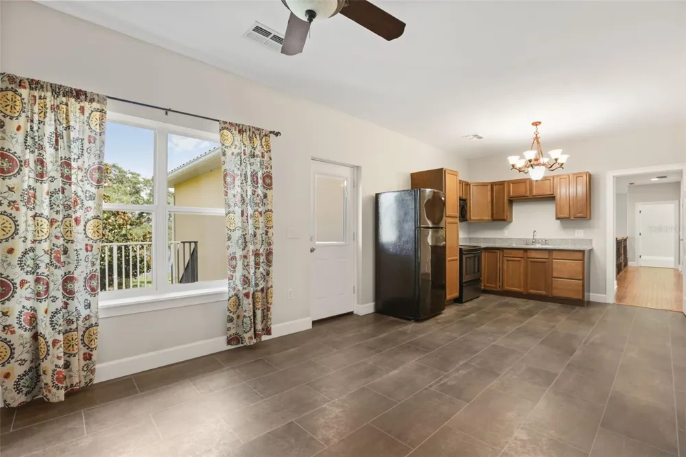 5554 PALM LAKE CIRCLE Orlando, FL 32819