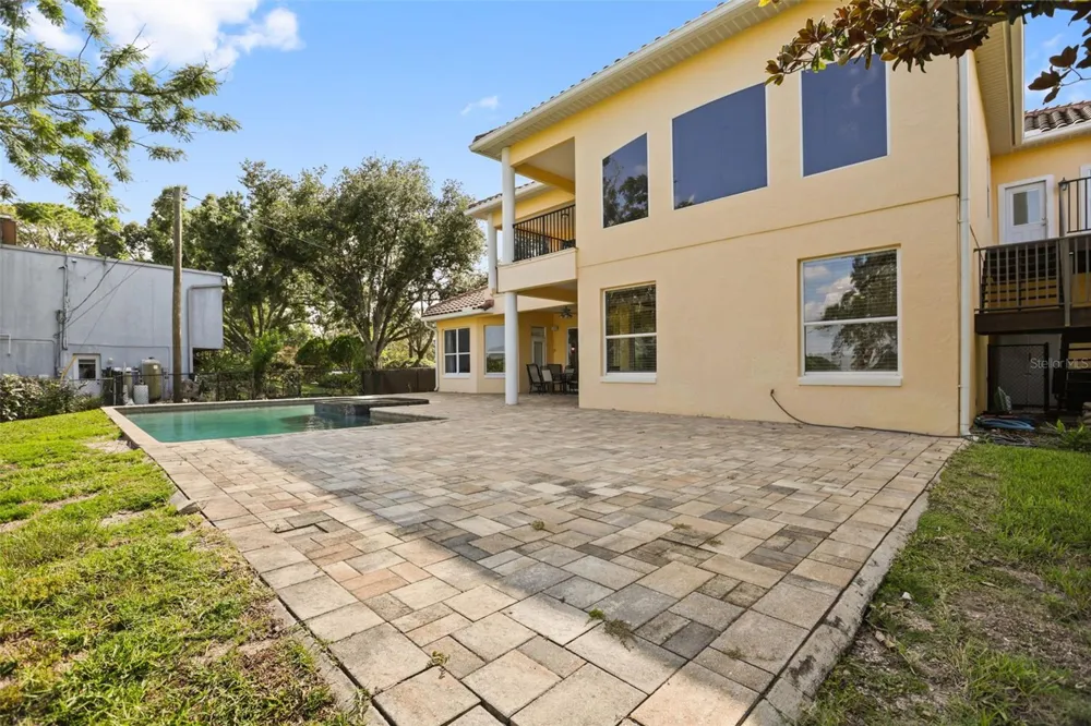 5554 PALM LAKE CIRCLE Orlando, FL 32819