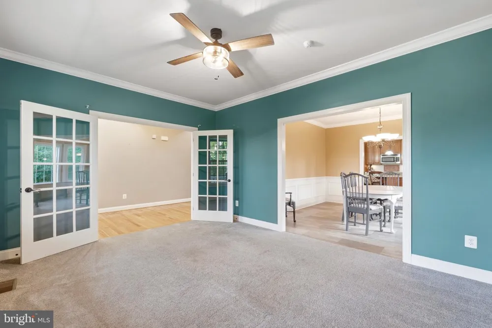 1004 HORSE PEN RUN Huntingtown, MD 20639