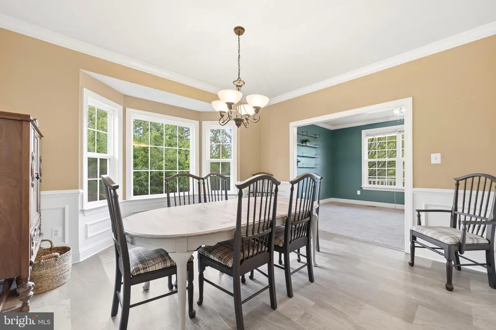 1004 HORSE PEN RUN Huntingtown, MD 20639