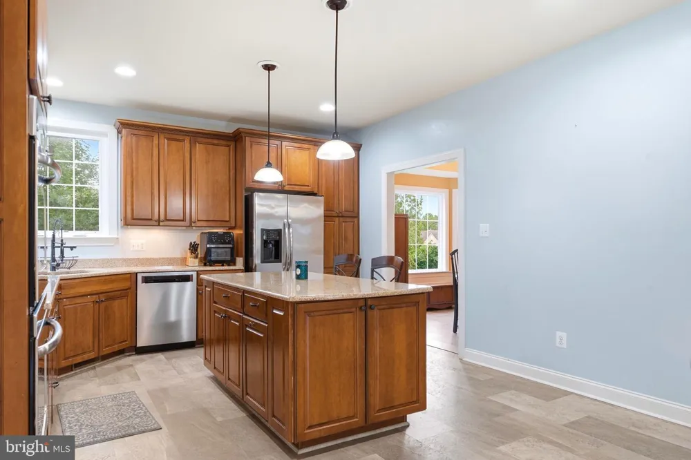 1004 HORSE PEN RUN Huntingtown, MD 20639