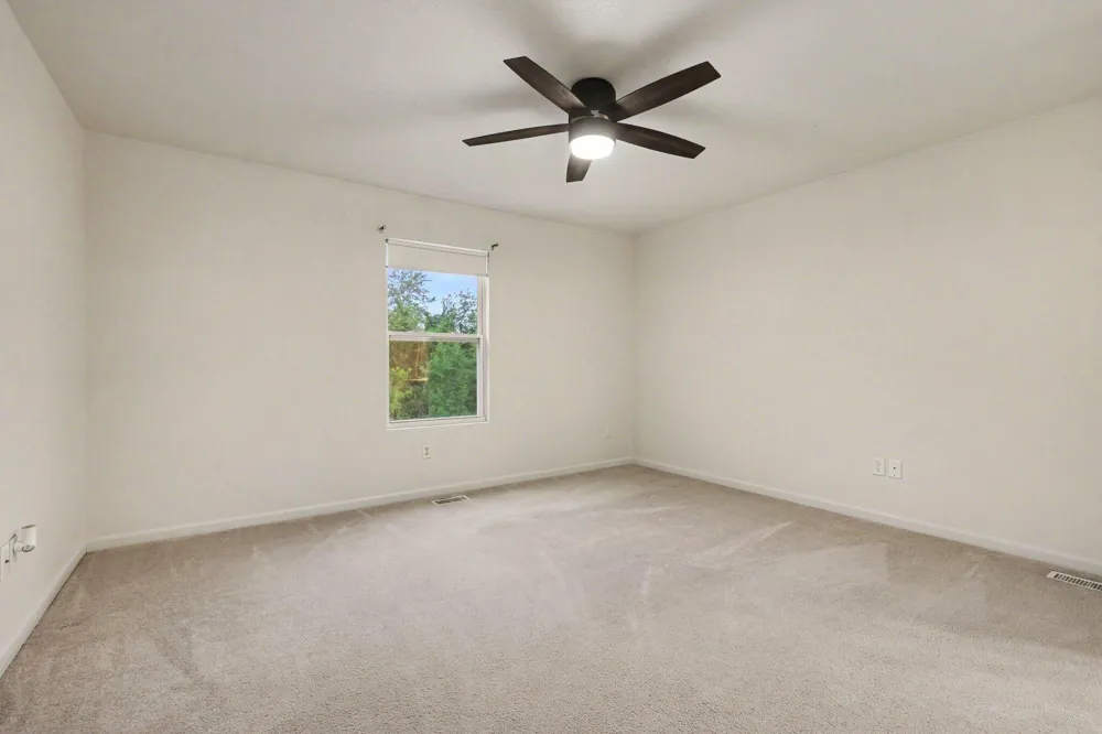 352 Laurel Wood Street Kalamazoo, MI 49009