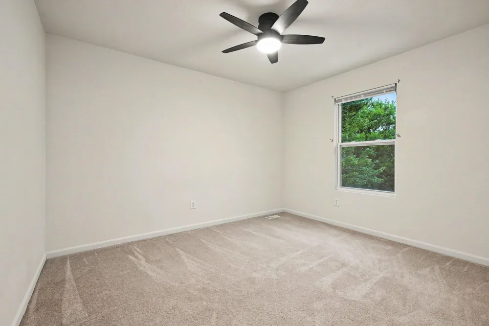 352 Laurel Wood Street Kalamazoo, MI 49009
