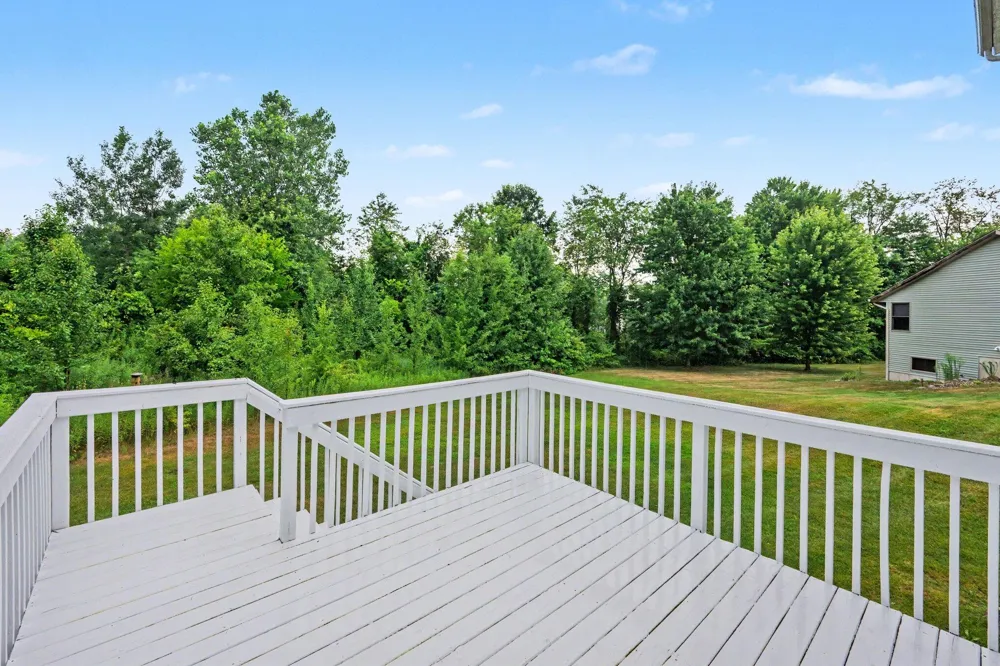 352 Laurel Wood Street Kalamazoo, MI 49009