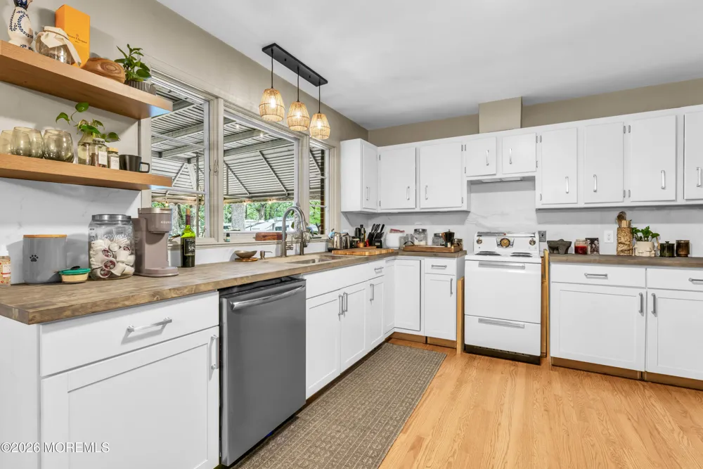 1233 Englishtown Road Old Bridge, NJ 08857