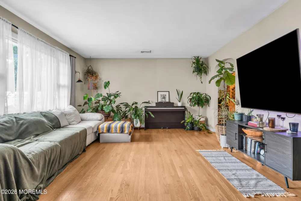 1233 Englishtown Road Old Bridge, NJ 08857