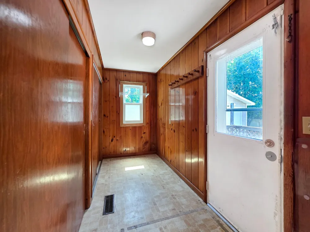 815 1st Street SE Elbow Lake, MN 56531