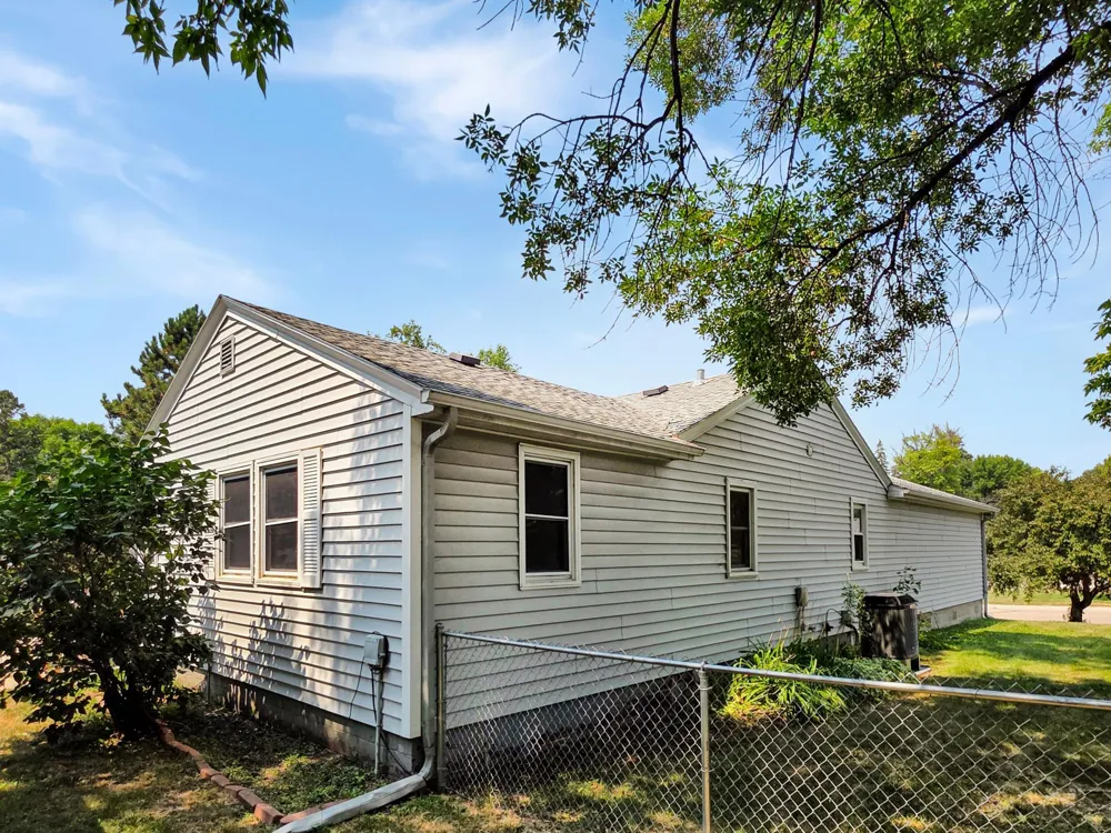 815 1st Street SE Elbow Lake, MN 56531