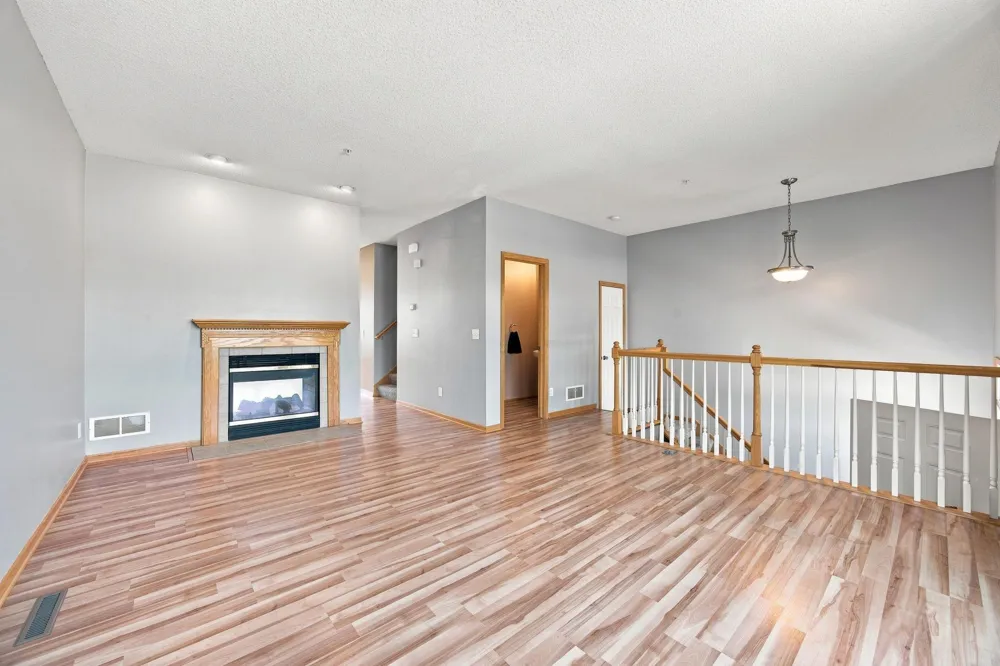 560 Huset Parkway NE Columbia Heights, MN 55421