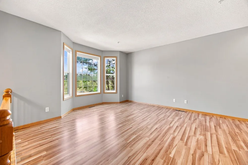 560 Huset Parkway NE Columbia Heights, MN 55421
