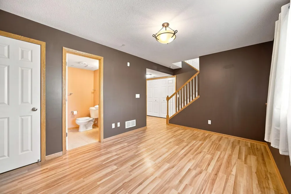 560 Huset Parkway NE Columbia Heights, MN 55421