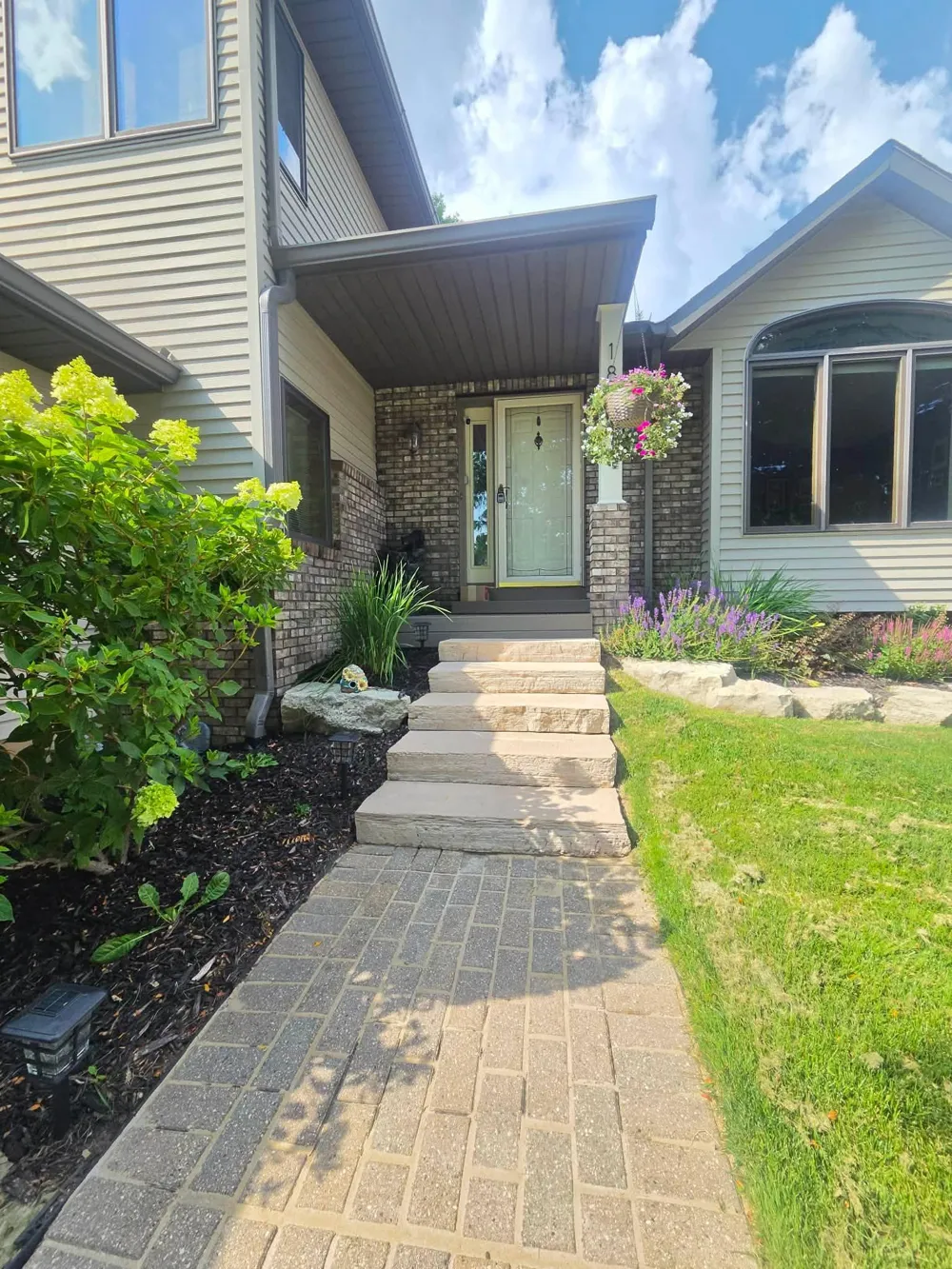 1850 Garvin Heights Road Winona, MN 55987
