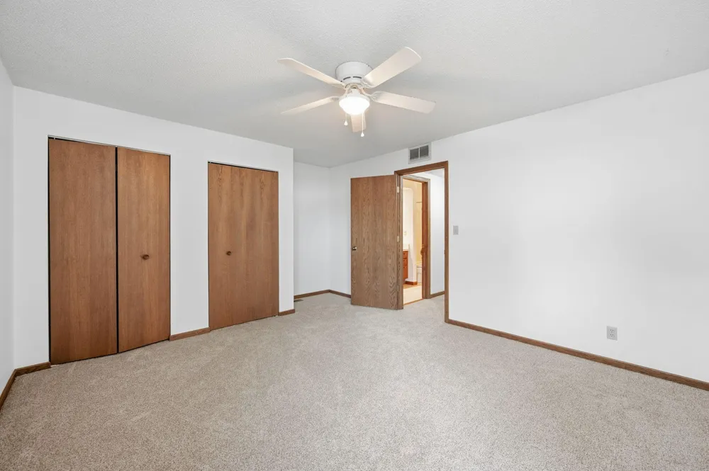 232 S Dewey Street #101 Fairmont, MN 56031