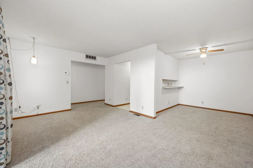 232 S Dewey Street #101 Fairmont, MN 56031