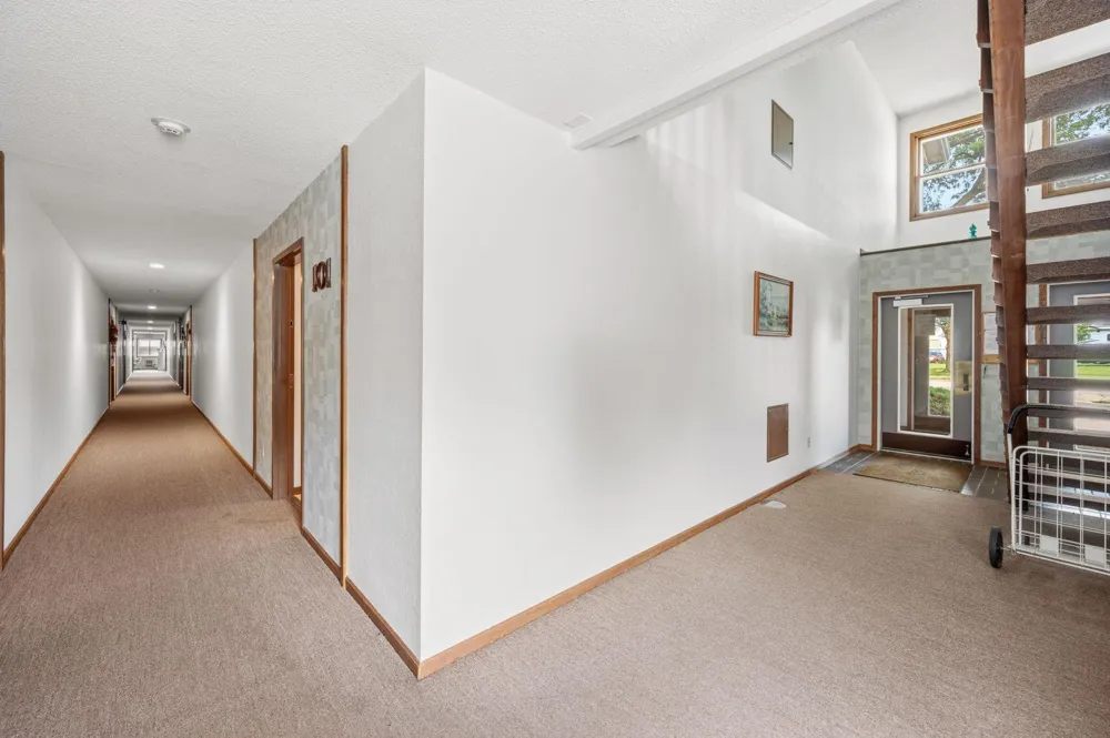 232 S Dewey Street #101 Fairmont, MN 56031
