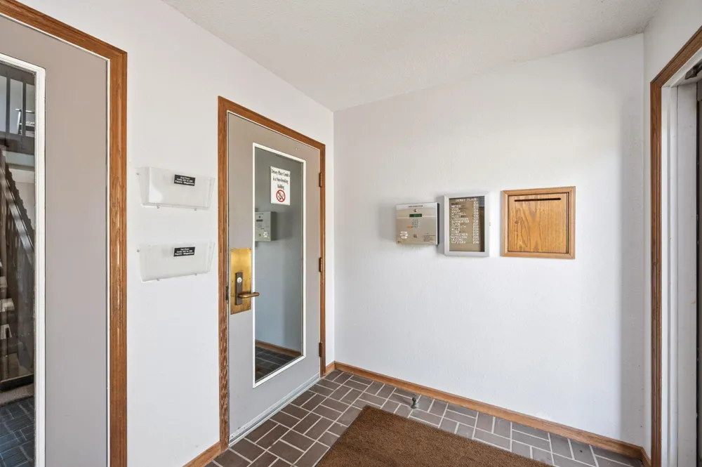 232 S Dewey Street #101 Fairmont, MN 56031