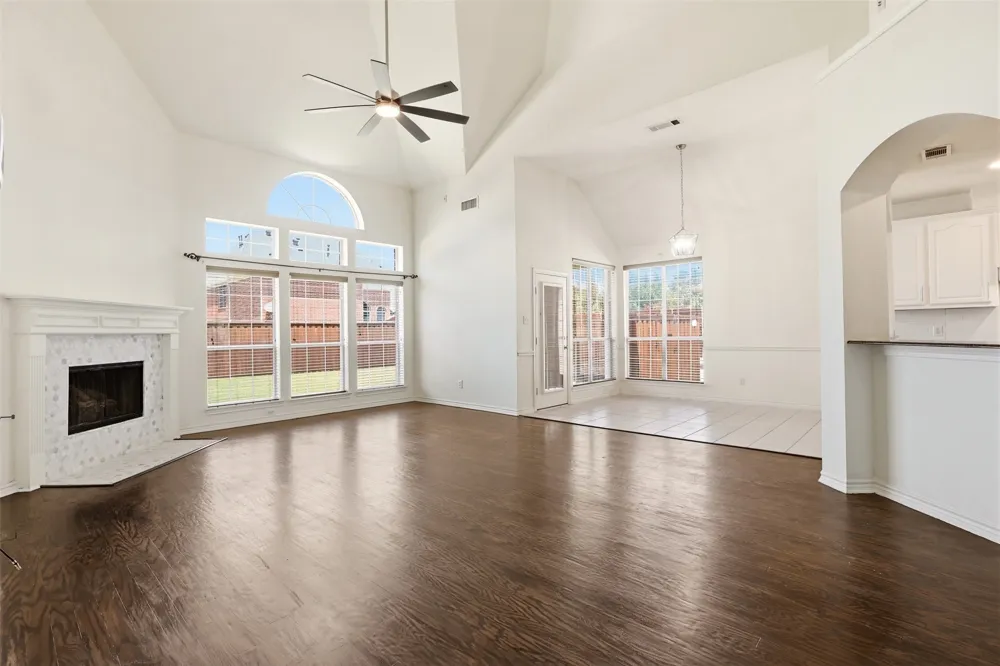 639 Silver Ridge Drive Murphy, TX 75094