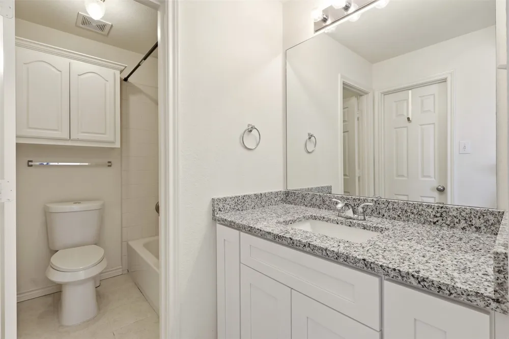 639 Silver Ridge Drive Murphy, TX 75094