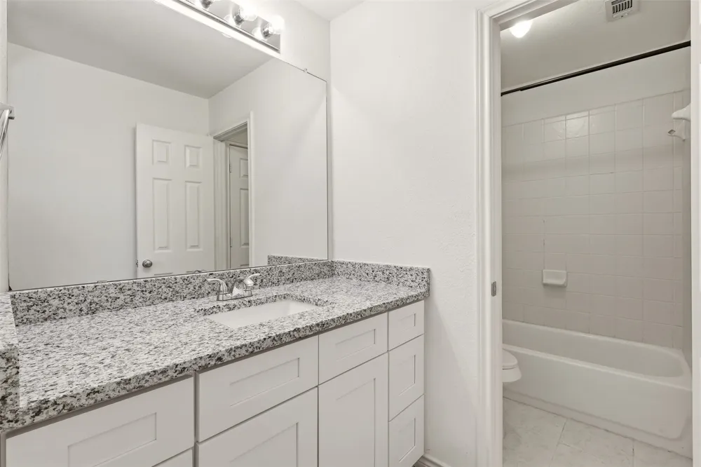 639 Silver Ridge Drive Murphy, TX 75094