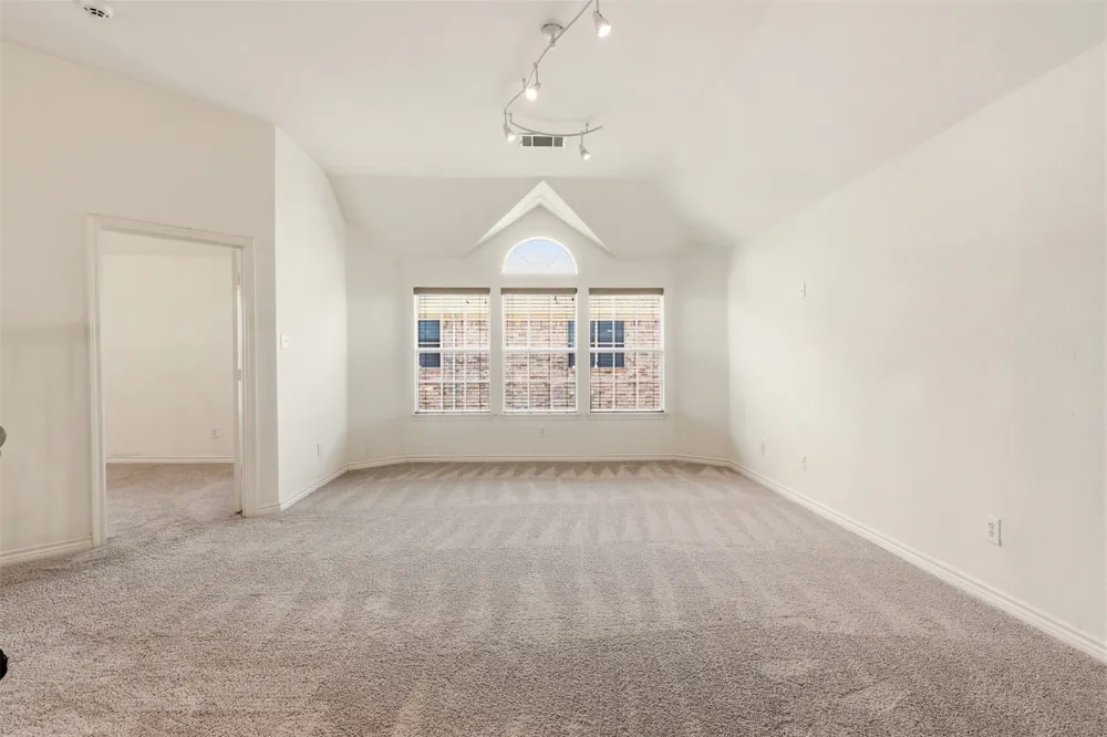 639 Silver Ridge Drive Murphy, TX 75094