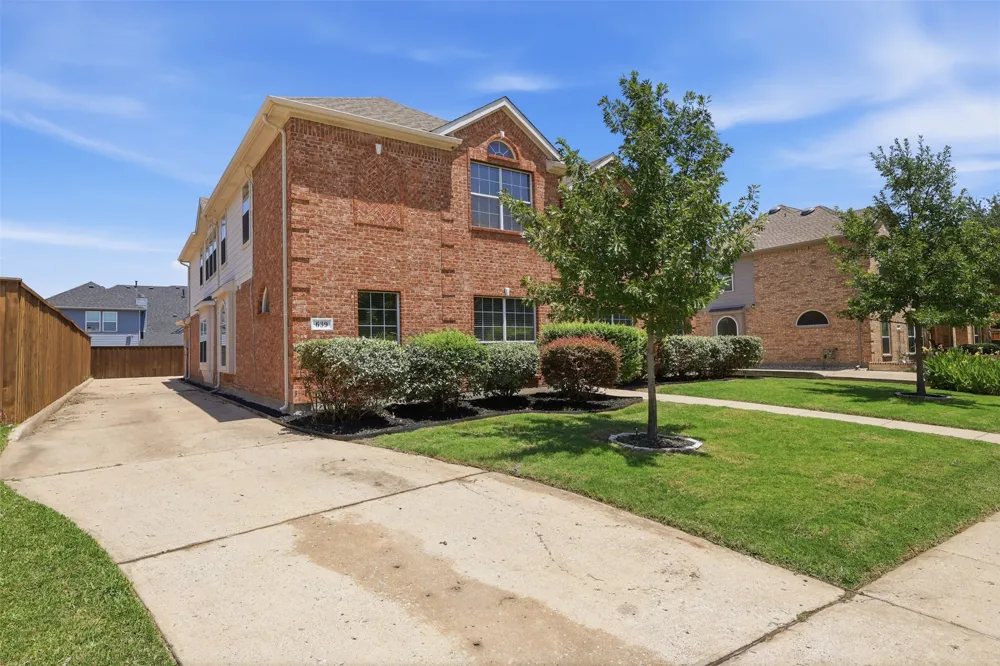 639 Silver Ridge Drive Murphy, TX 75094
