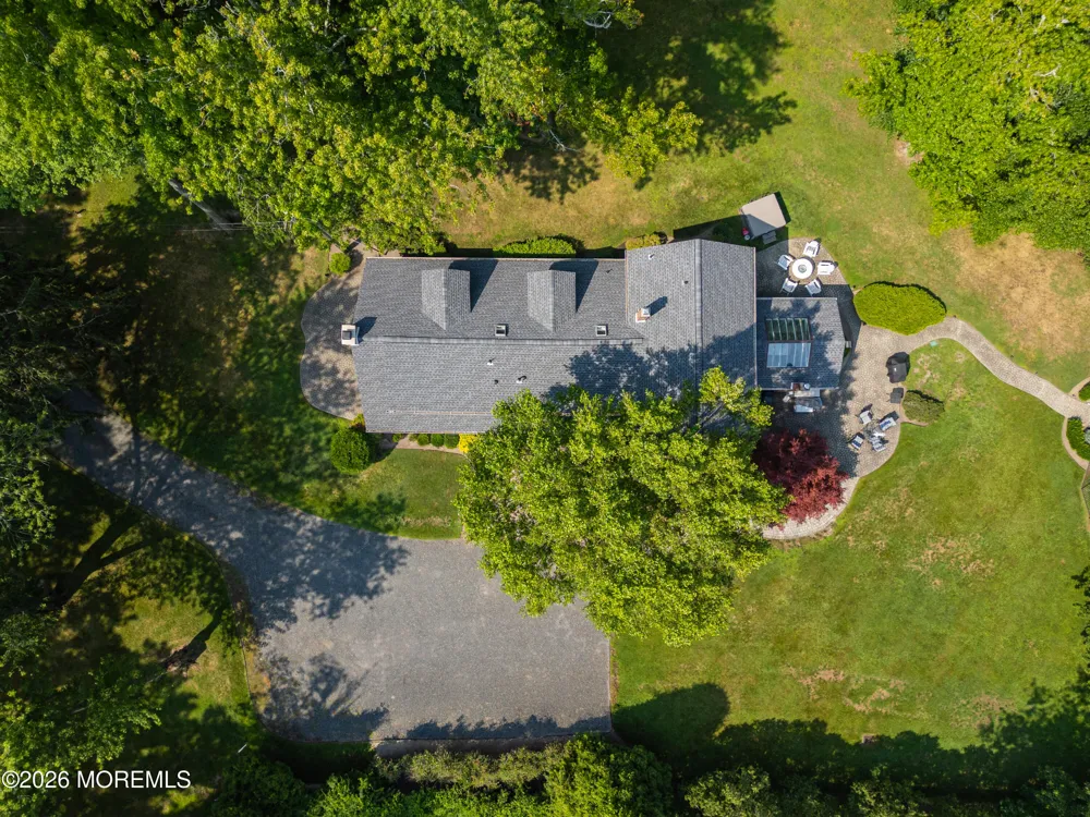 52 Shrewsbury Drive Rumson, NJ 07760