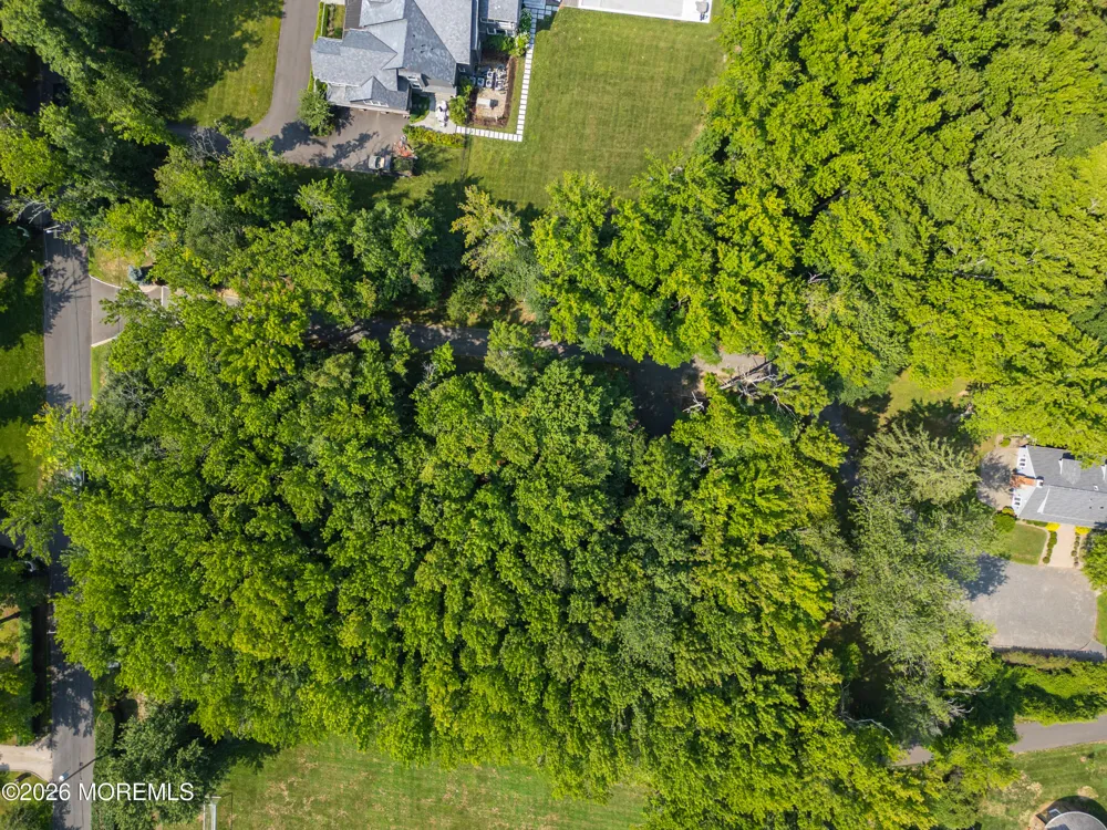 52 Shrewsbury Drive Rumson, NJ 07760