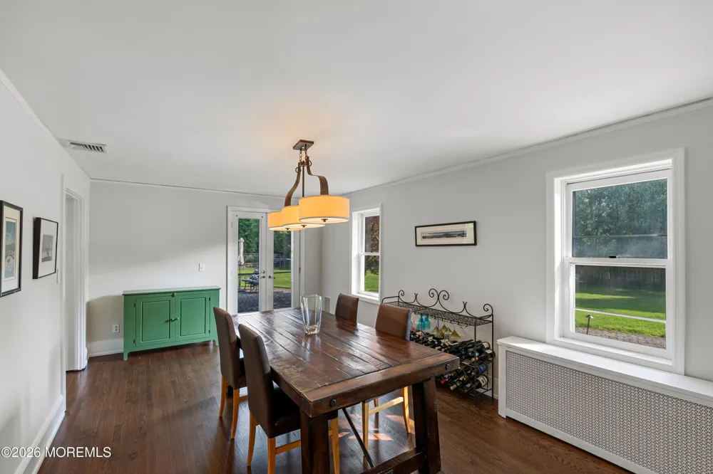 52 Shrewsbury Drive Rumson, NJ 07760