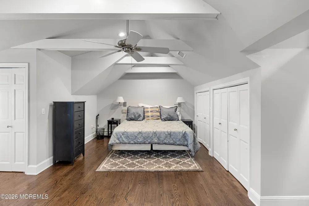 52 Shrewsbury Drive Rumson, NJ 07760