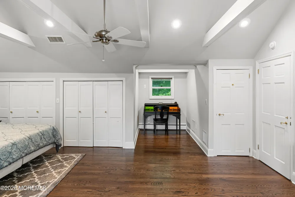 52 Shrewsbury Drive Rumson, NJ 07760