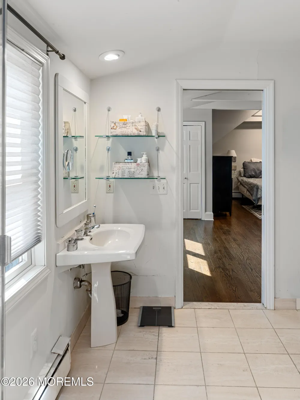 52 Shrewsbury Drive Rumson, NJ 07760