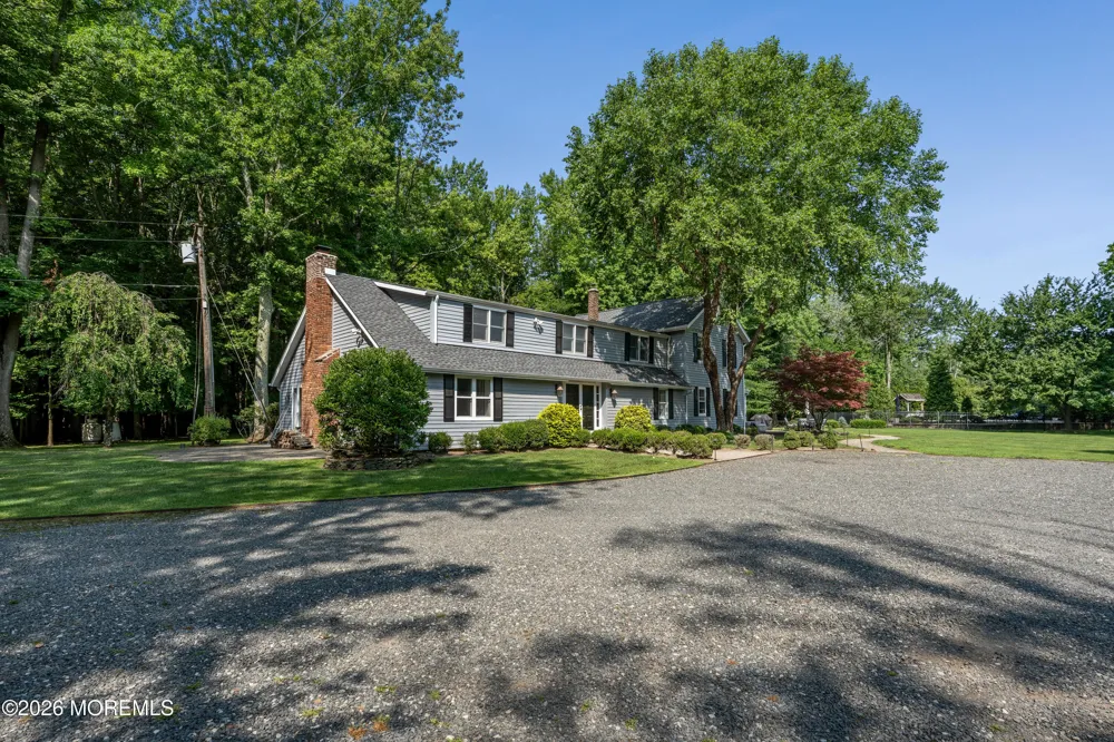 52 Shrewsbury Drive Rumson, NJ 07760