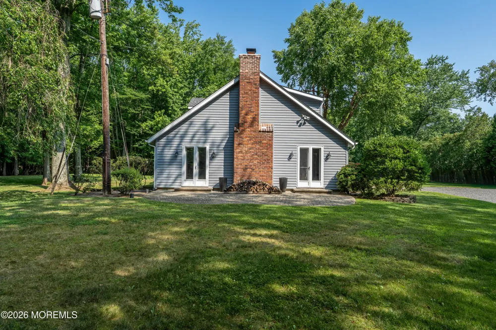 52 Shrewsbury Drive Rumson, NJ 07760