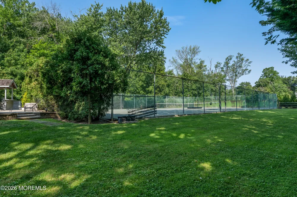 52 Shrewsbury Drive Rumson, NJ 07760