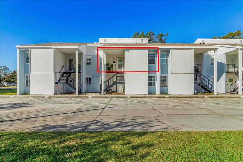 3823 OAK DRIVE #K22 Tampa, FL 33611