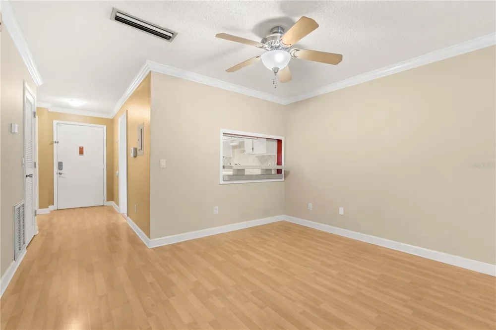 3823 OAK DRIVE #K22 Tampa, FL 33611