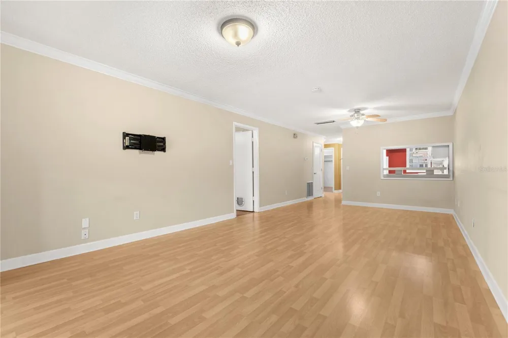 3823 OAK DRIVE #K22 Tampa, FL 33611