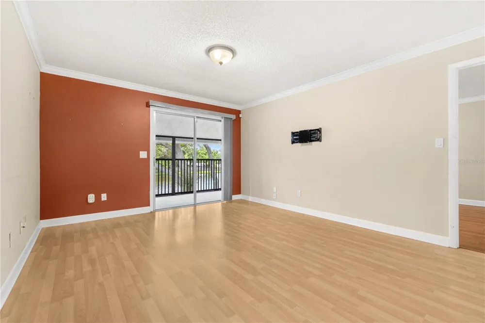 3823 OAK DRIVE #K22 Tampa, FL 33611