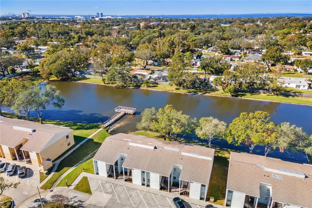 3823 OAK DRIVE #K22 Tampa, FL 33611