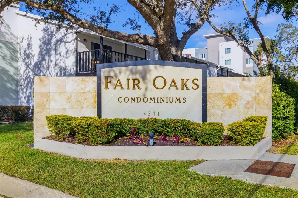 3823 OAK DRIVE #K22 Tampa, FL 33611