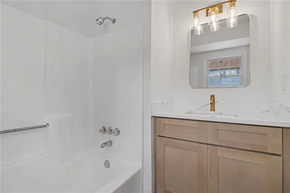 201 Holcomb Ferry Road Roswell, GA 30076