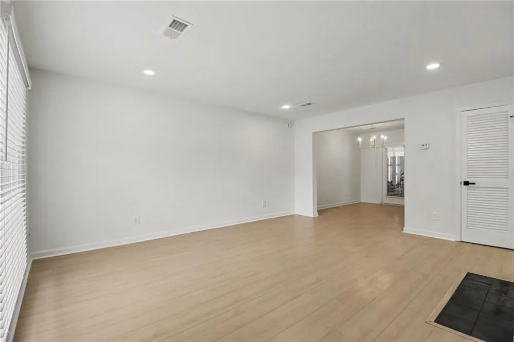 201 Holcomb Ferry Road Roswell, GA 30076