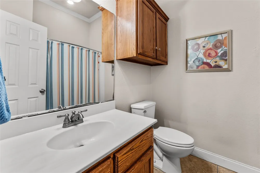 429 W Wall Street Hewitt, TX 76643