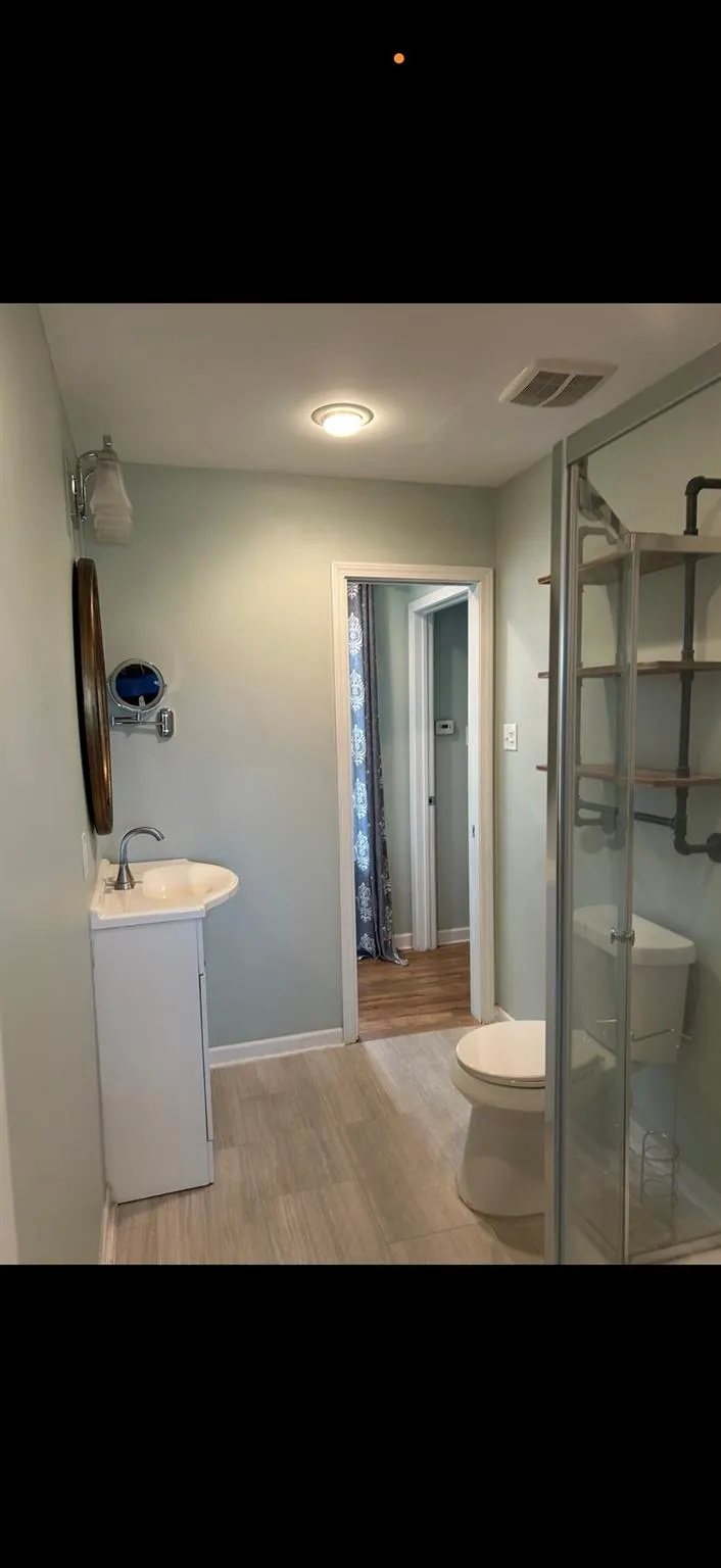 1200 Choctaw Brenham, TX 77833