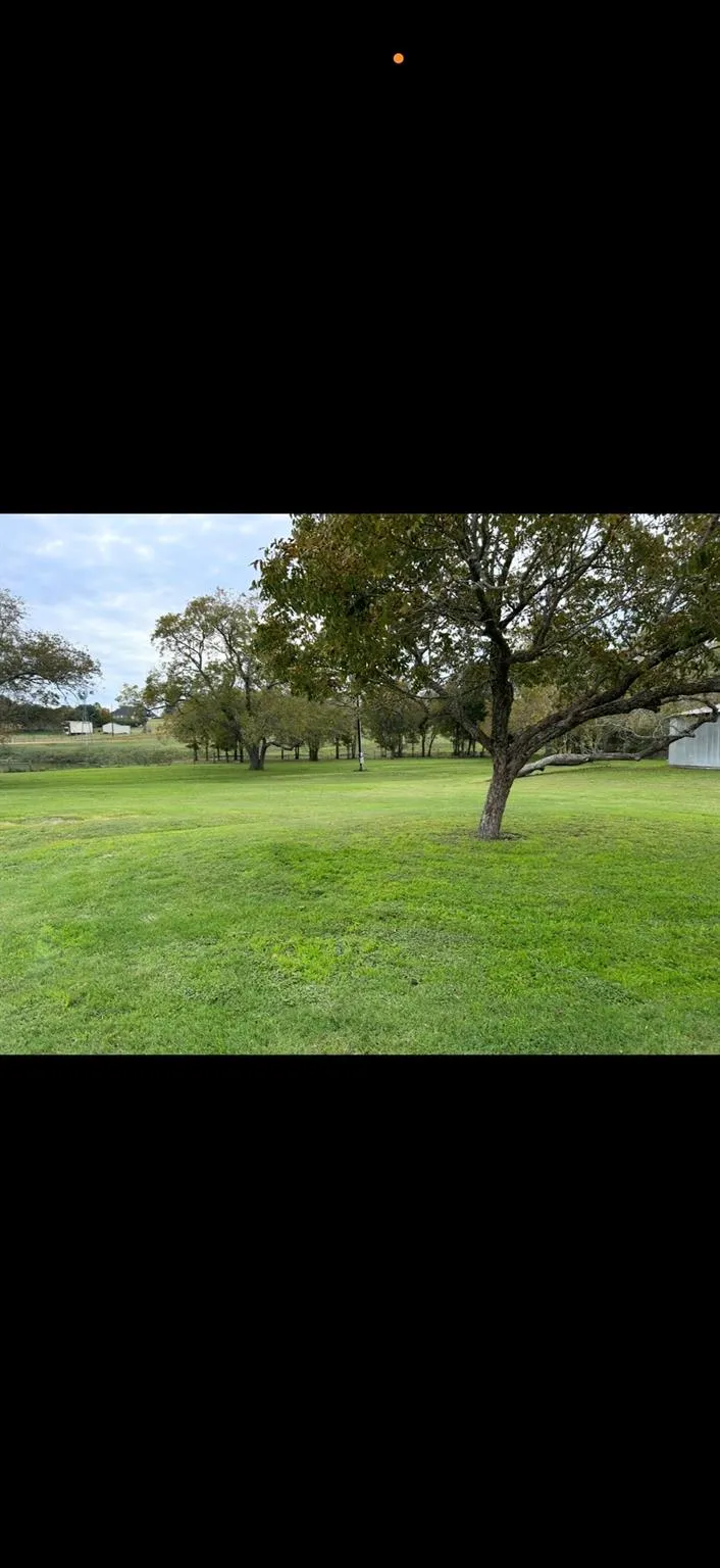 1200 Choctaw Brenham, TX 77833