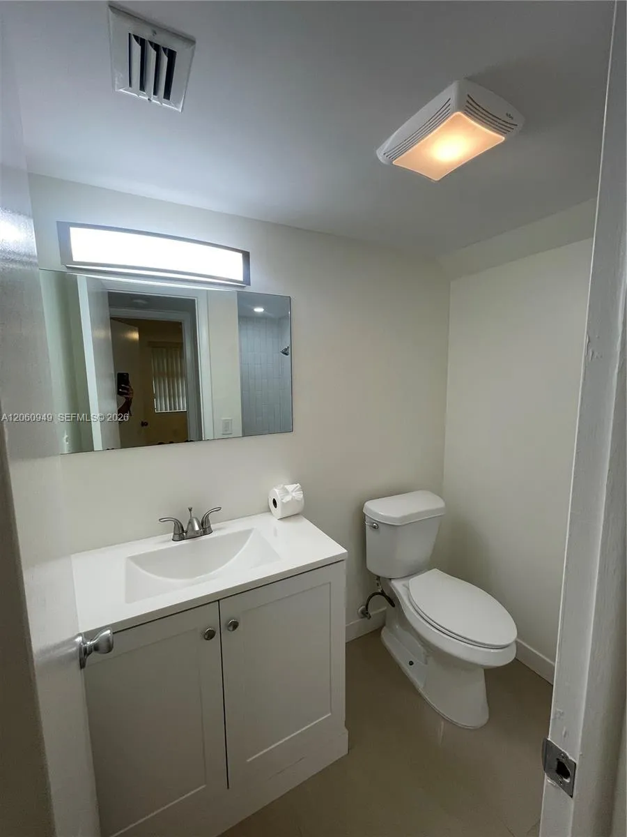 12370 SW 52nd Place Cooper City, FL 33330